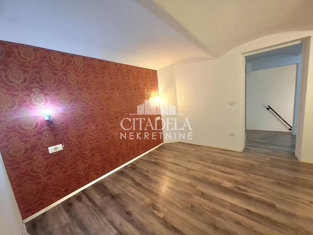 Slika 9 - Kralja Petra, Četvorosoban stan za izdavanje, 80m2, 1.000€