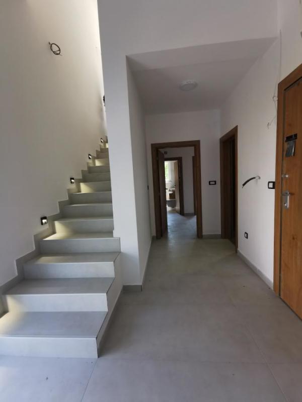 Slika 2 - Četvorosoban stan na prodaju, 124m2, 272.800€