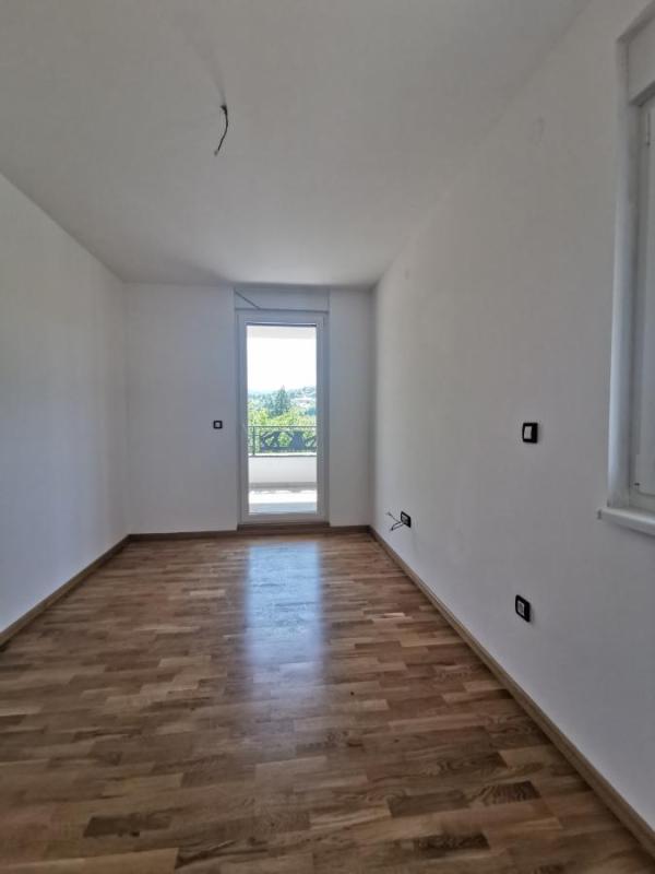 Slika 5 - Četvorosoban stan na prodaju, 124m2, 272.800€