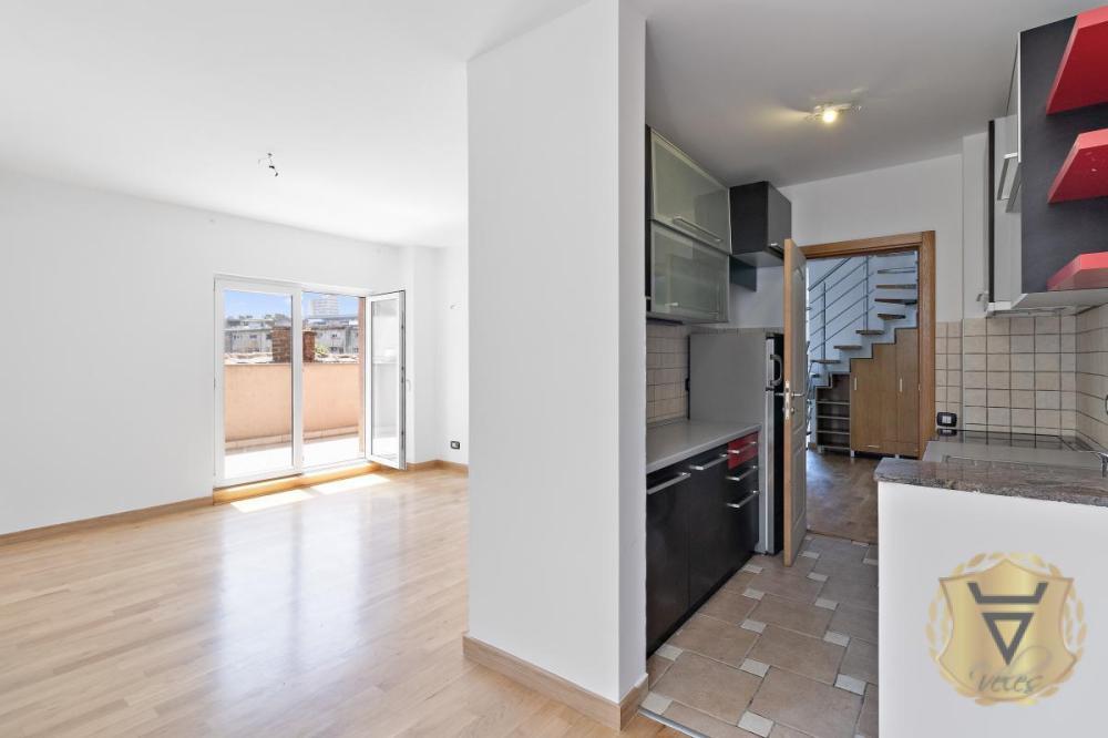 Glavna slika -Trosoban stan za izdavanje, 128m2, 1.000€