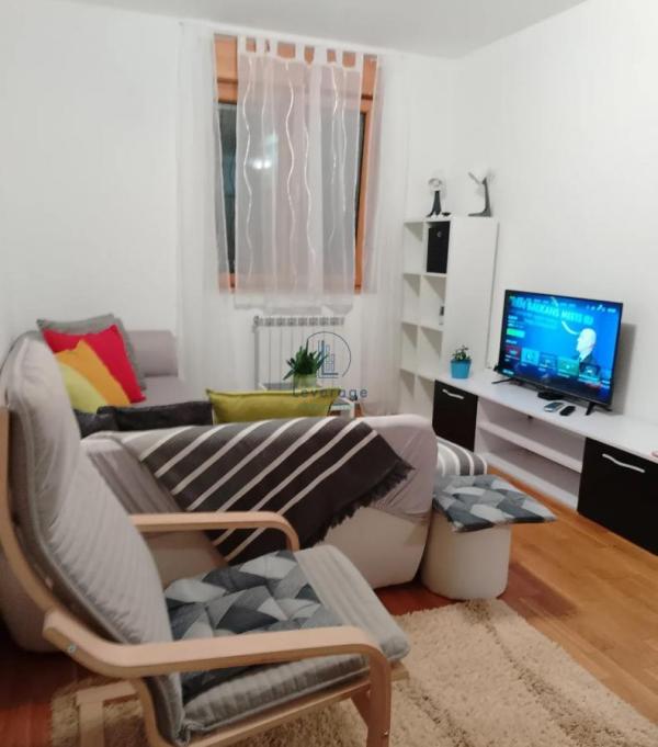 Slika 1 - Ulcinjska, Dvosoban stan za izdavanje, 42m2, 550€