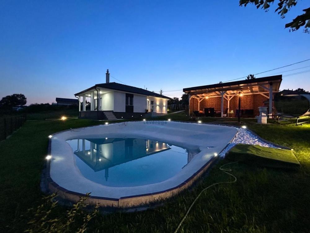 Glavna slika - Kuća na prodaju, 105m2, 269.000€