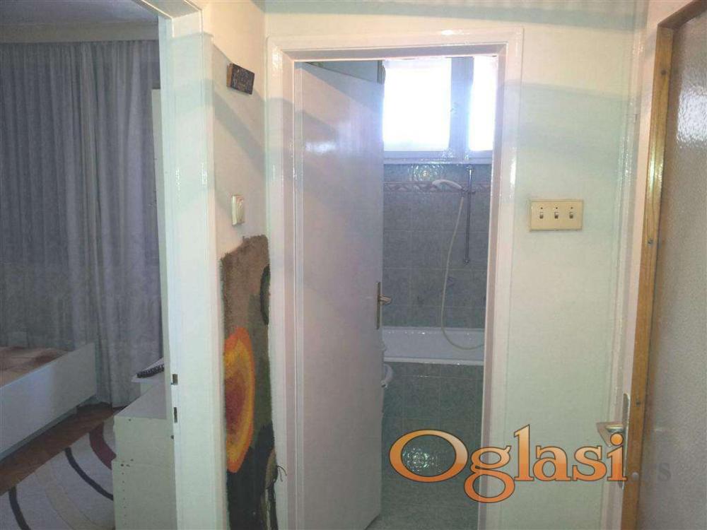 Slika 7 - 27. marta, Trosoban stan za izdavanje, 90m2, 750€