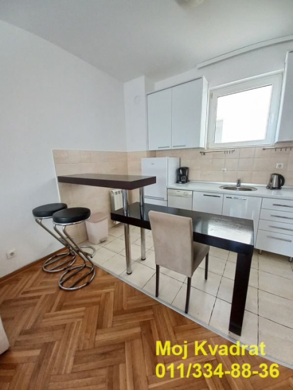 Slika 3 - Dvoiposoban stan za izdavanje, 56m2, 800€