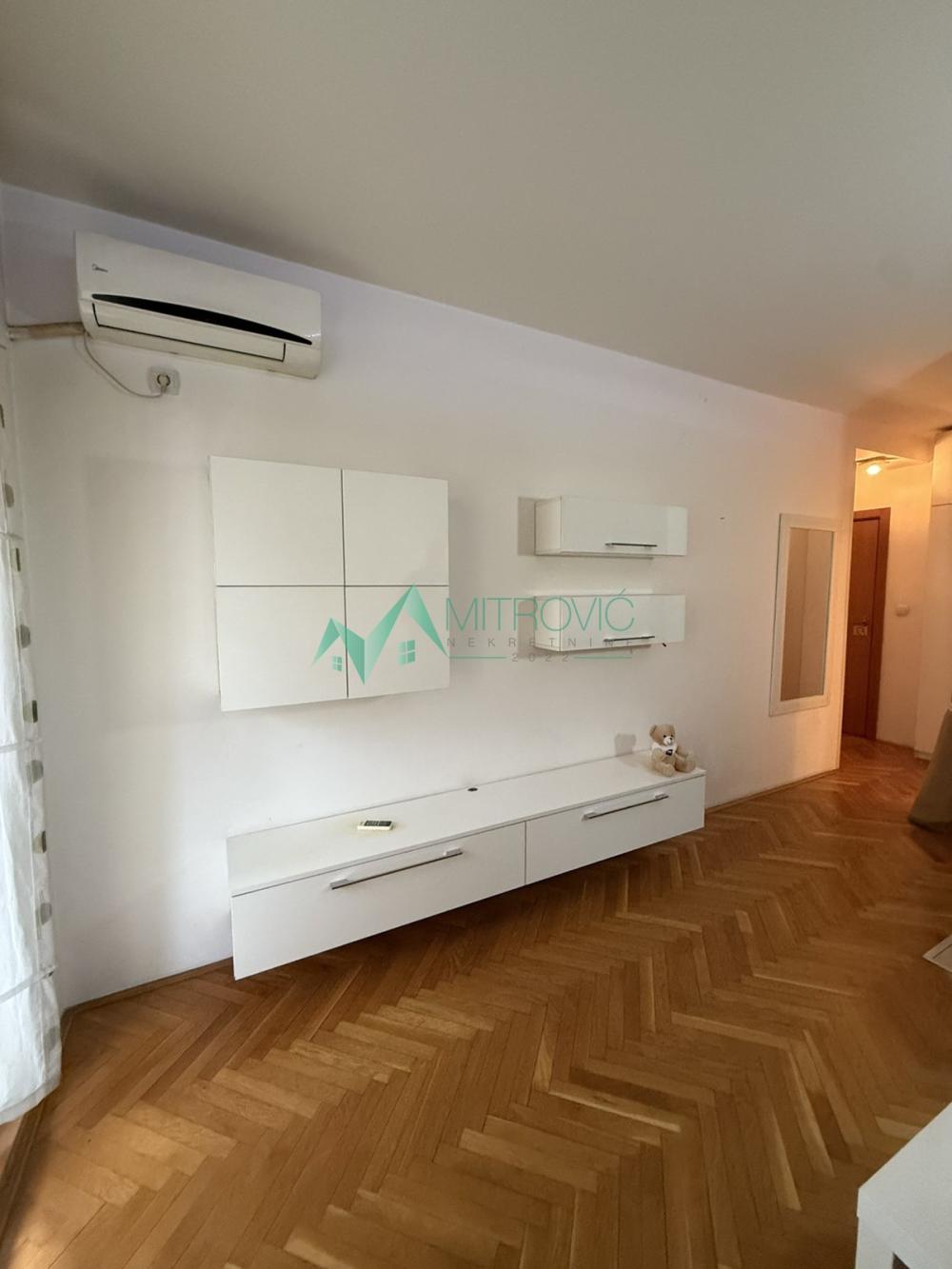 Slika 3 - Stan za izdavanje, 24m2, 300€