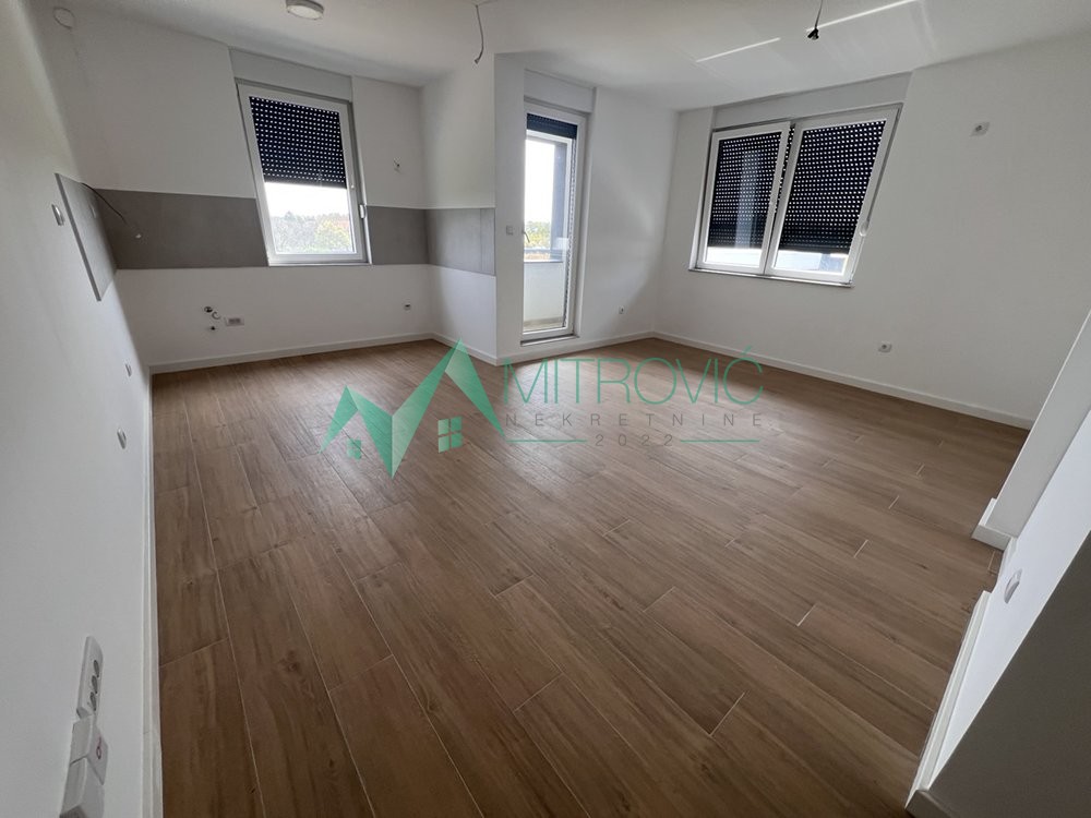 Slika 2 - Četvorosoban stan na prodaju, 83m2, 206.000€