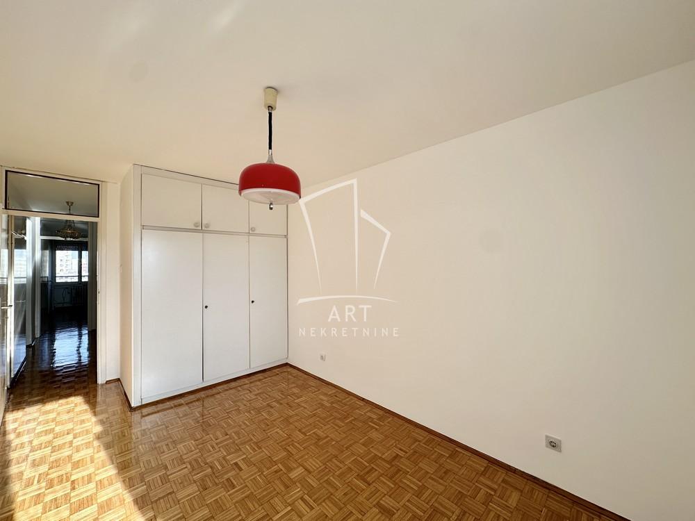 Slika 5 - Bulevar Zorana Đinđića, Trosoban stan na prodaju, 83m2, 310.000€