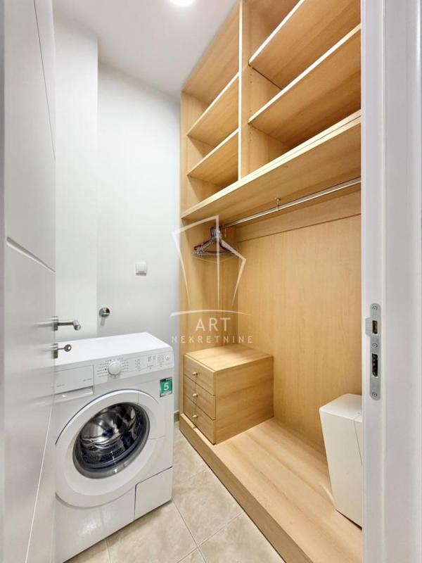 Slika 10 - Slavka Ćuruvije, Dvosoban stan za izdavanje, 94m2, 1.100€