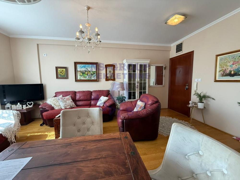 Slika 1 - Troiposoban stan na prodaju, 64m2, 164.800€