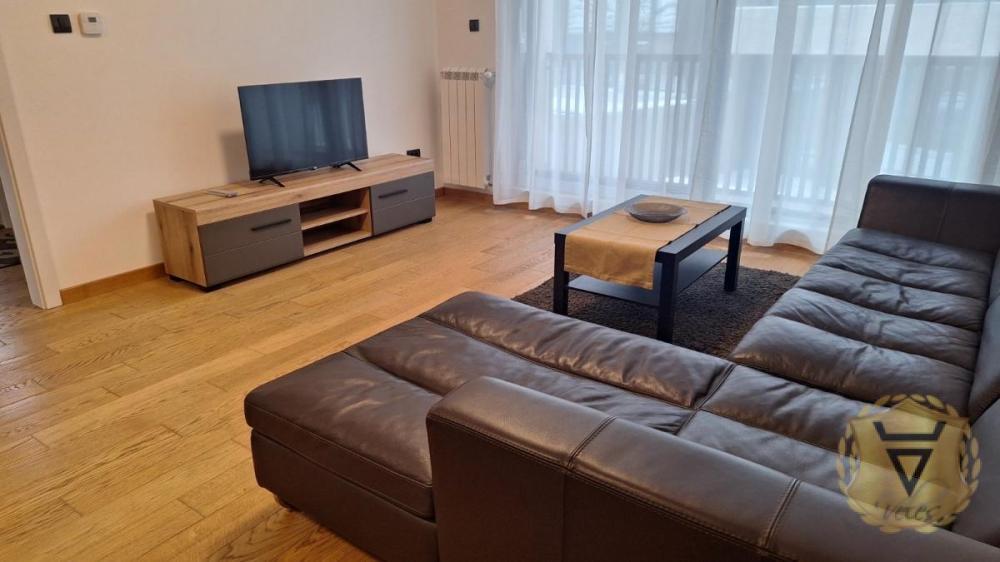 Glavna slika -Trosoban stan za izdavanje, 72m2, 1.000€