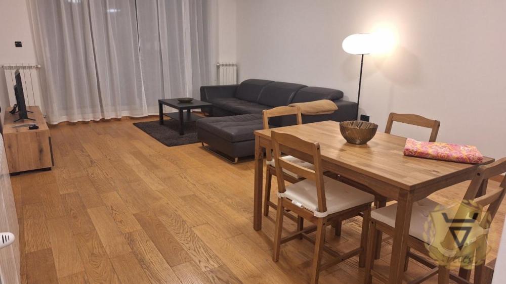 Slika 2 - Trosoban stan za izdavanje, 72m2, 1.000€