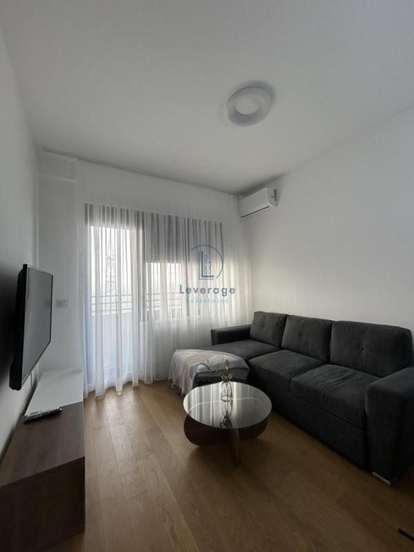 Glavna slika -Jurija Gagarina, Dvosoban stan za izdavanje, 46m2, 1.000€