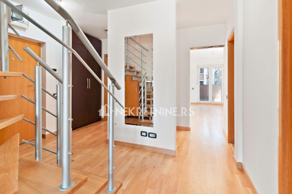 Slika 5 - Lomina, Trosoban stan za izdavanje, 128m2, 1.000€