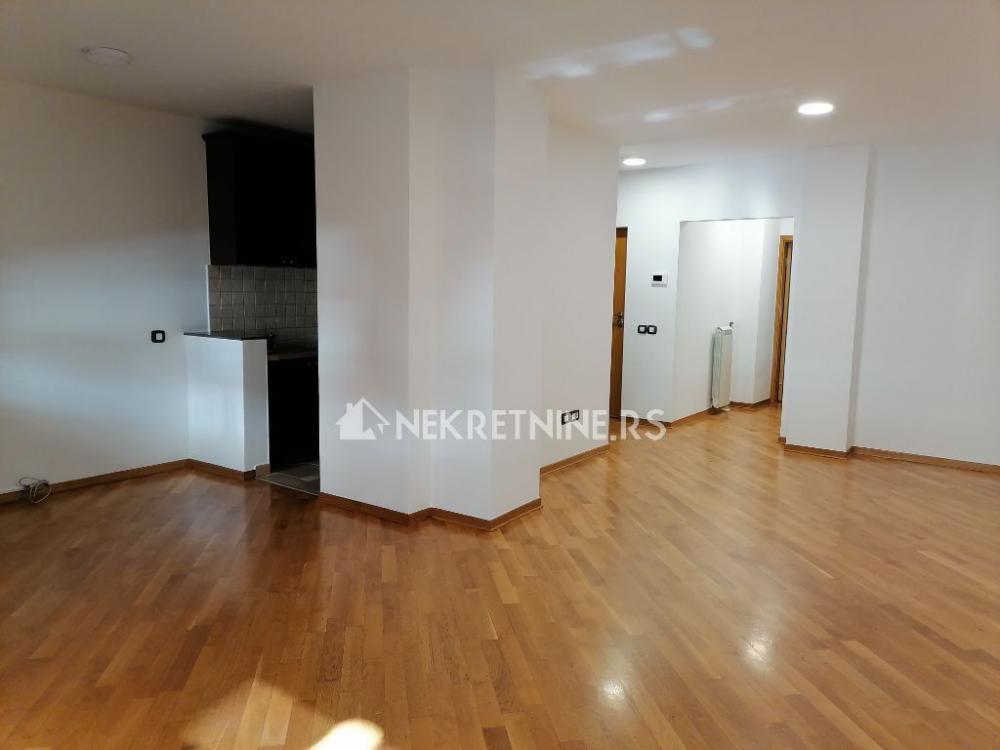 Slika 2 - Lomina, Dvosoban stan za izdavanje, 58m2, 750€