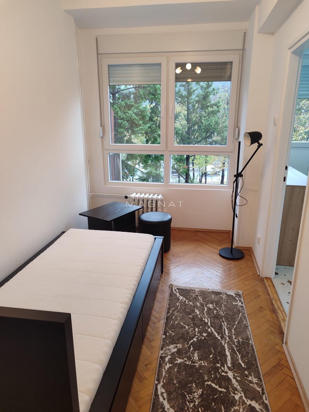 Slika 2 - Pariske komune, Dvoiposoban stan za izdavanje, 65m2, 700€