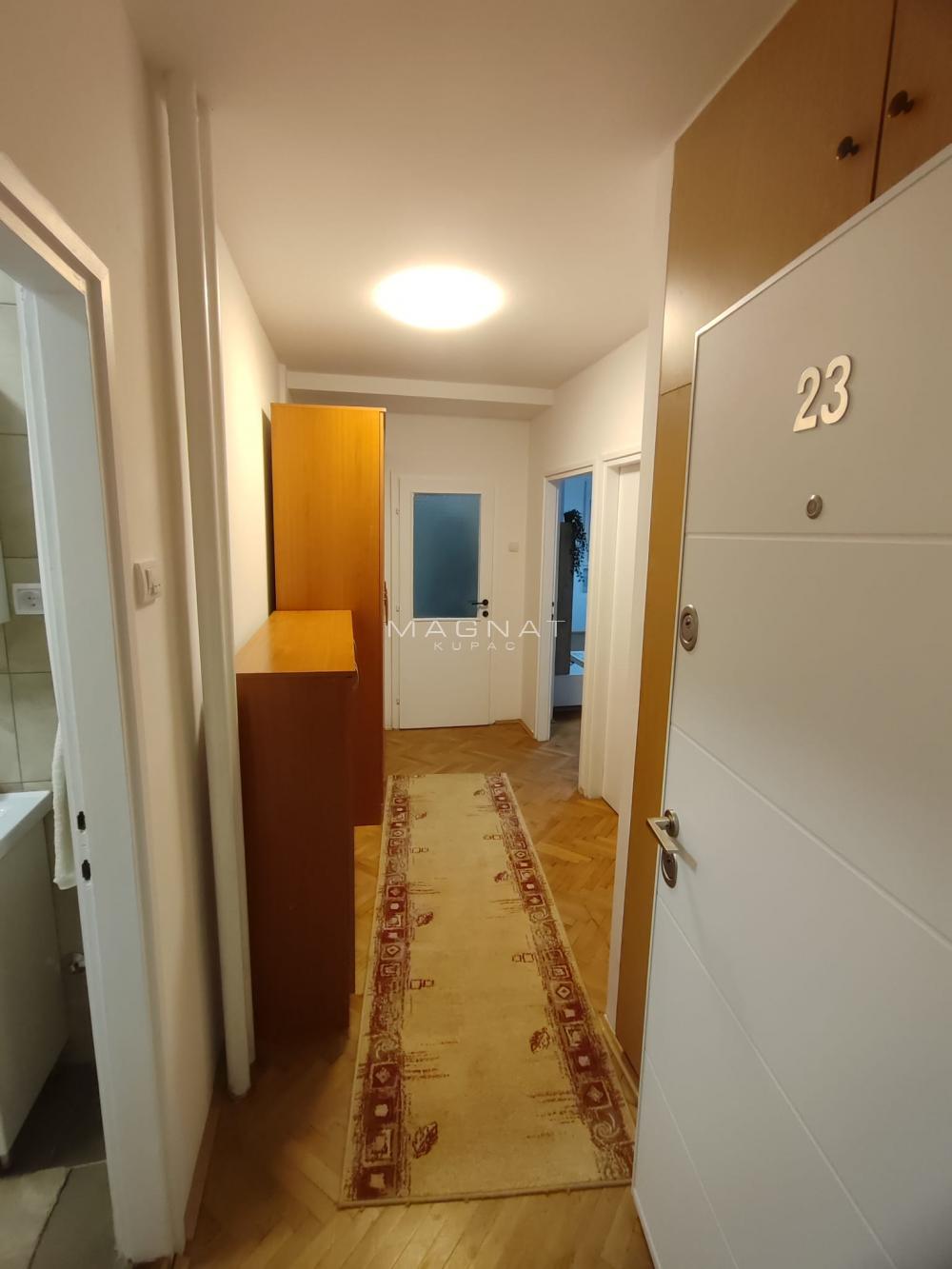 Slika 7 - Pariske komune, Dvoiposoban stan za izdavanje, 65m2, 700€