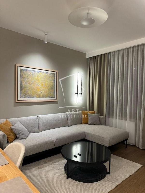 Slika 1 - Vojvode Prijezde, Dvosoban stan za izdavanje, 45m2, 1.100€