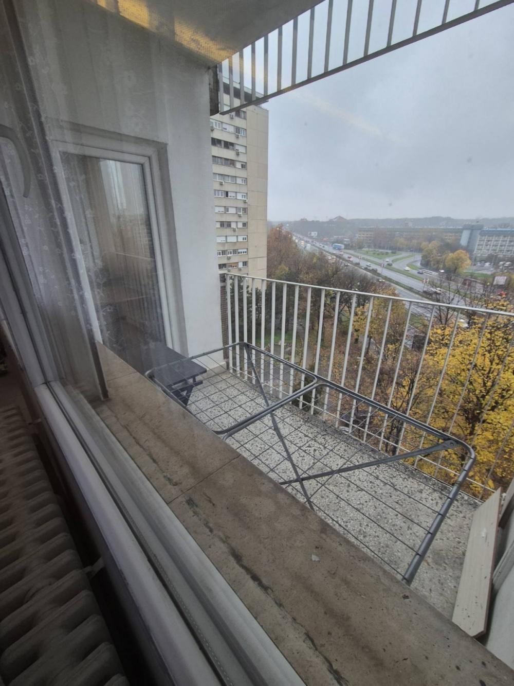 Slika 3 - Bulevar Arsenija Čarnojevića, Trosoban stan za izdavanje, 71m2, 700€