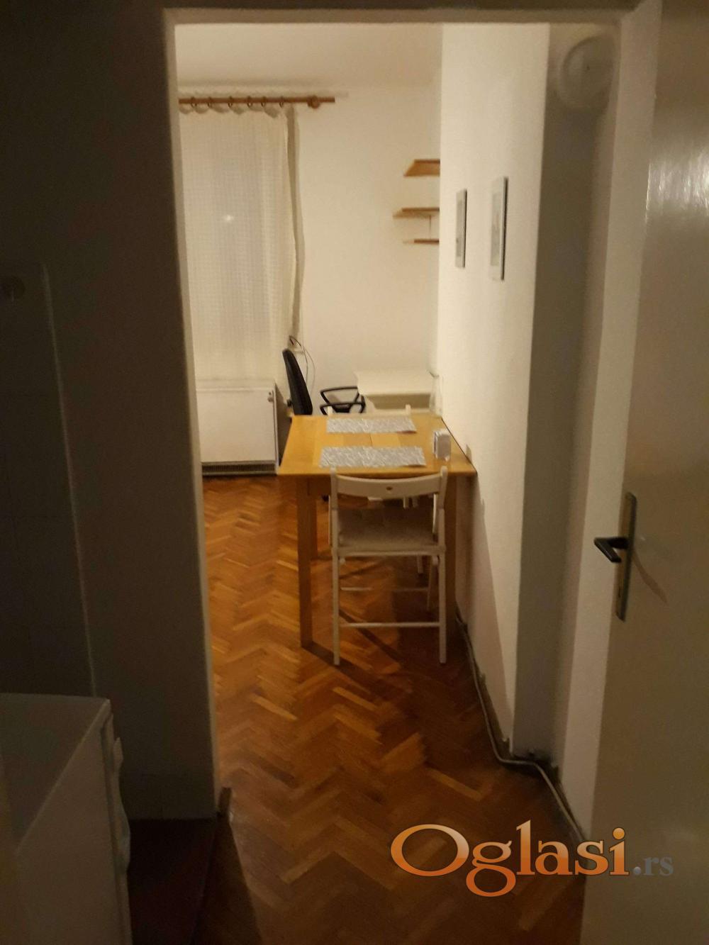 Slika 2 - Bulevar Kralja Aleksandra, Jednosoban stan za izdavanje, 20m2, 350€