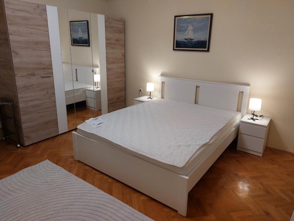 Slika 5 - Tomazeova, Trosoban stan za izdavanje, 100m2, 1.000€