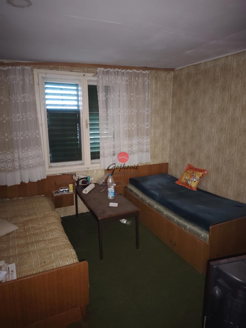 Slika 1 - Takovska,  Kuća na prodaju, 54m2, 62.000€