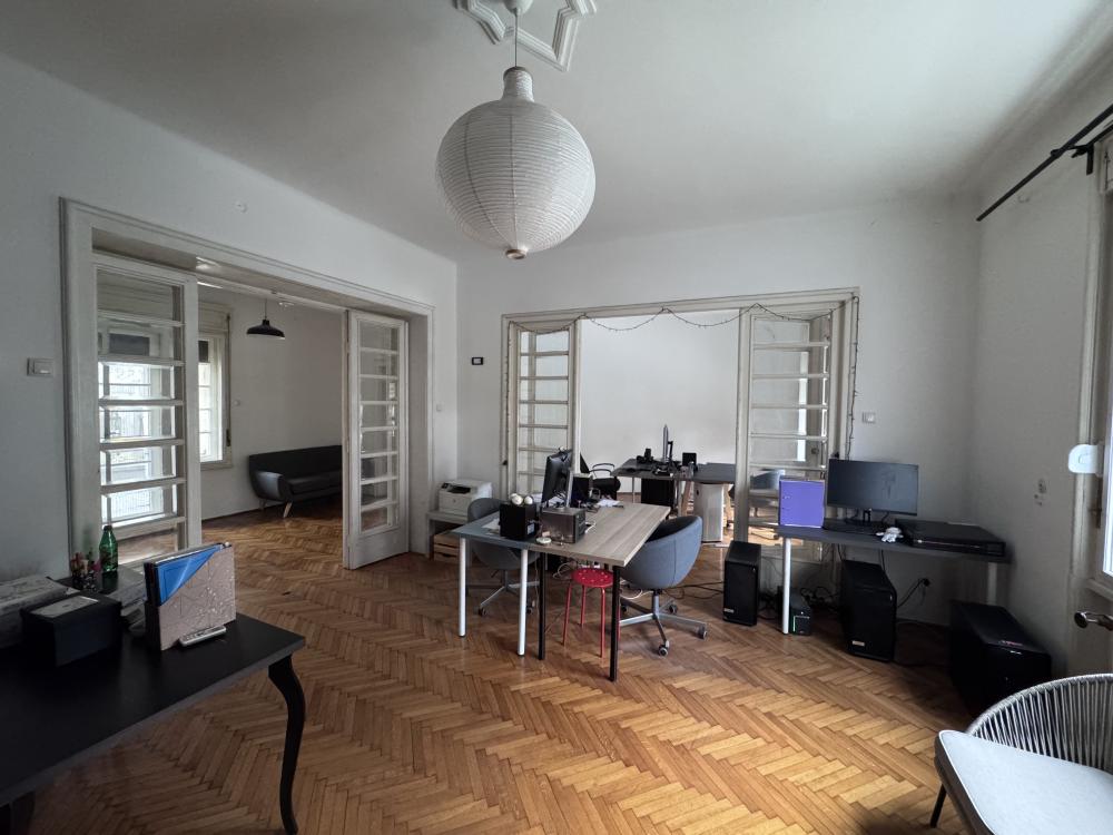 Slika 2 - Stojana Novakovica, Troiposoban stan za izdavanje, 100m2, 1.350€