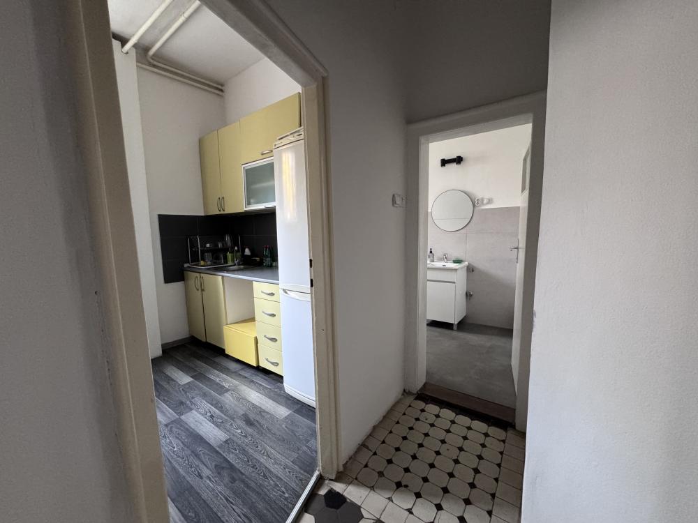 Slika 11 - Stojana Novakovica, Troiposoban stan za izdavanje, 100m2, 1.350€