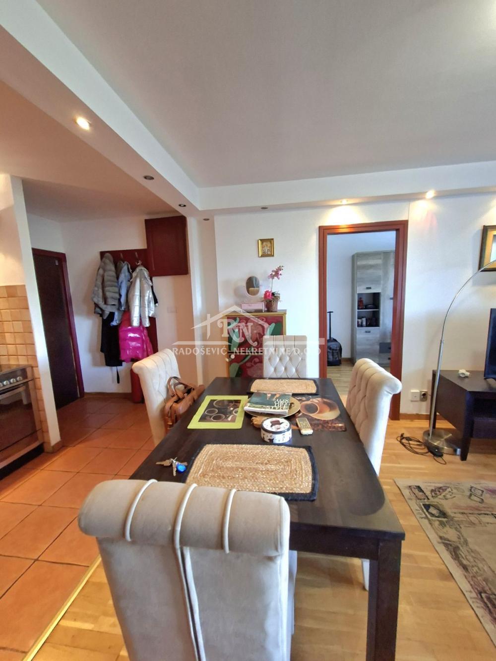 Glavna slika -Bulevar Arsenija Čarnojevića, Dvoiposoban stan za izdavanje, 60m2, 750€