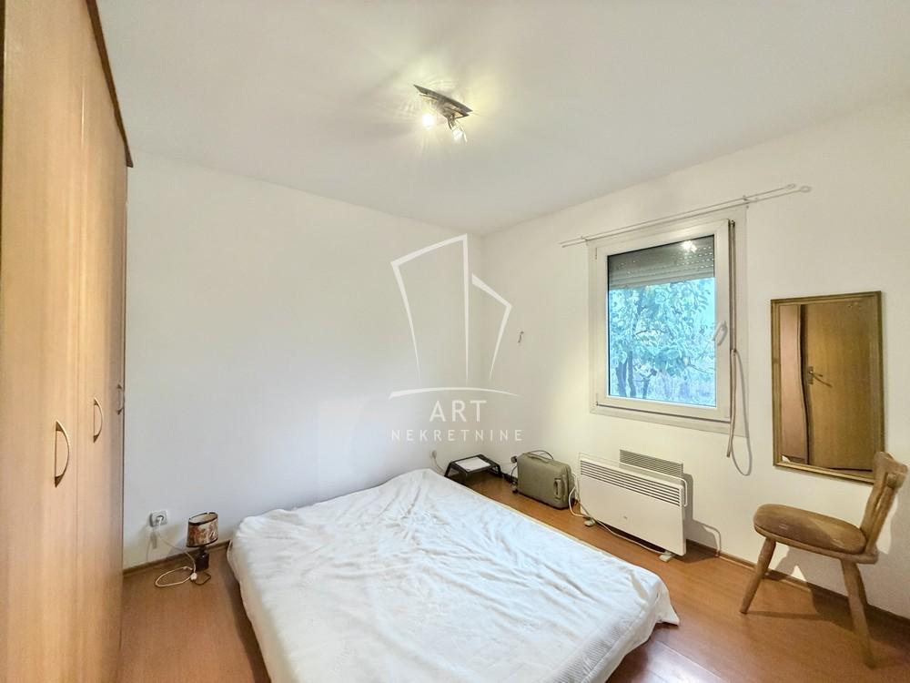 Slika 6 - Nebojše Popovića,  Kuća na prodaju, 71m2, 89.400€