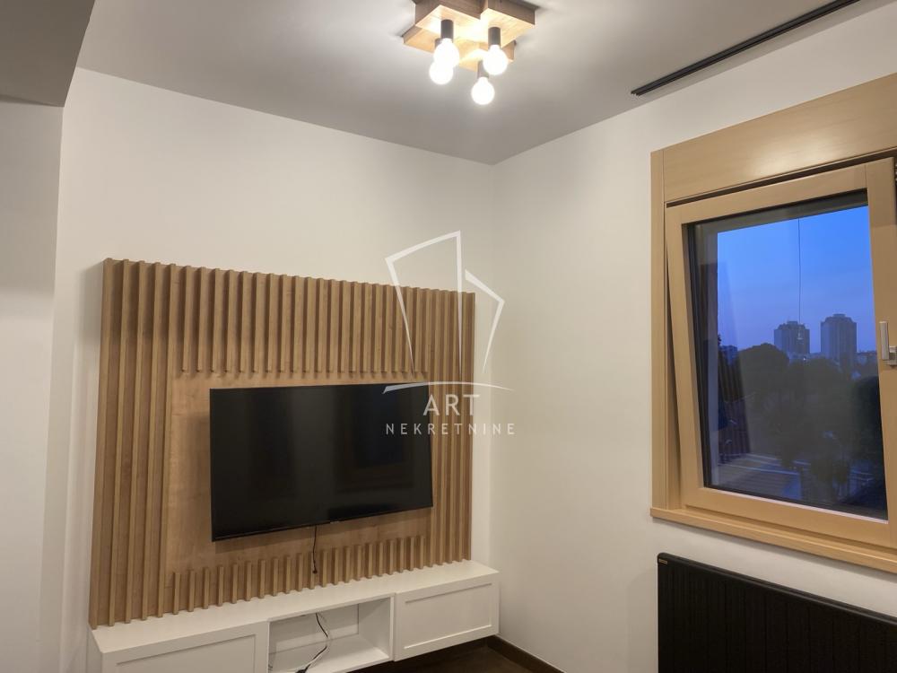 Slika 1 - Janisa Janulisa, Dvosoban stan za izdavanje, 41m2, 700€