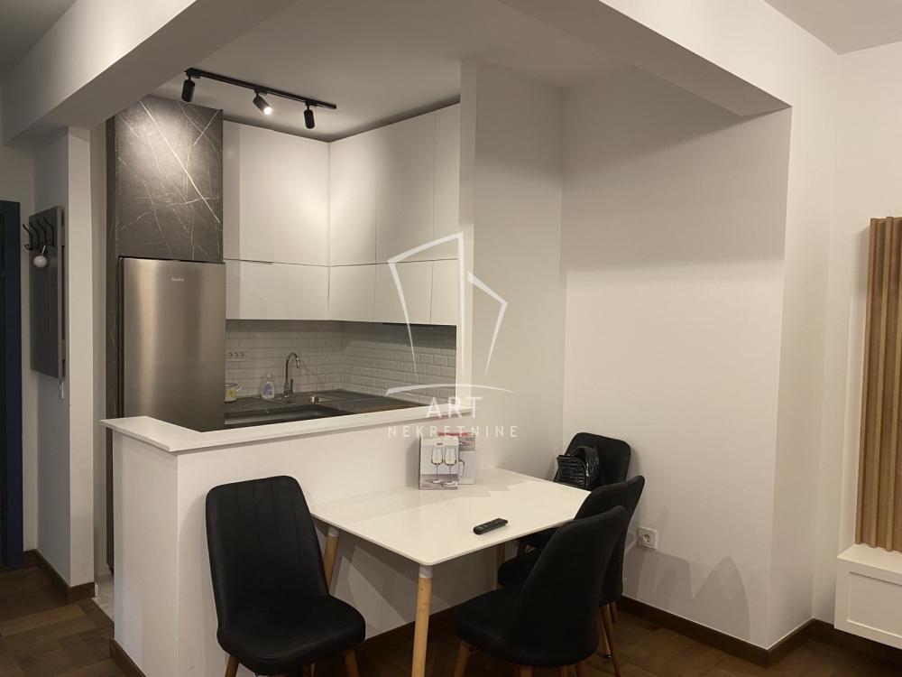 Slika 2 - Janisa Janulisa, Dvosoban stan za izdavanje, 41m2, 700€