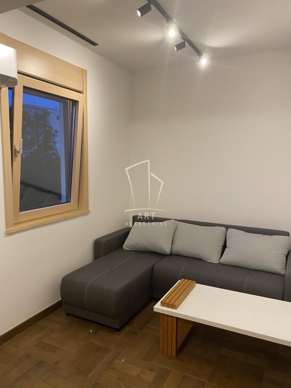 Glavna slika -Janisa Janulisa, Dvosoban stan za izdavanje, 41m2, 700€