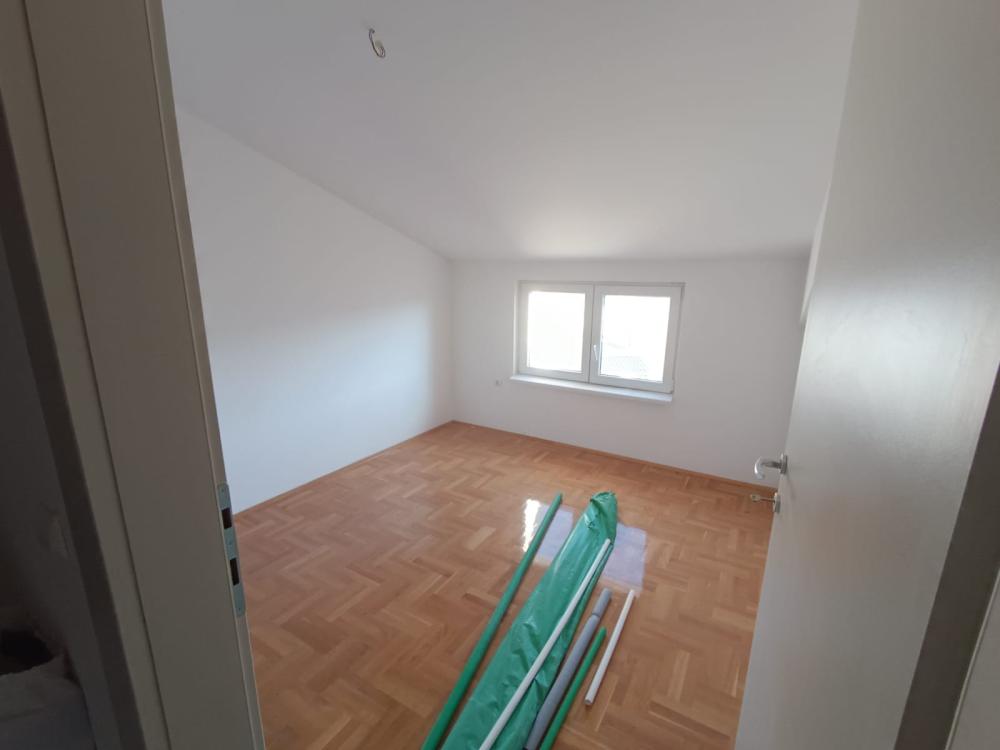 Slika 2 - U blizini Pravnog fakulteta, Jednoiposoban stan na prodaju, 44.62m2, 75.854€