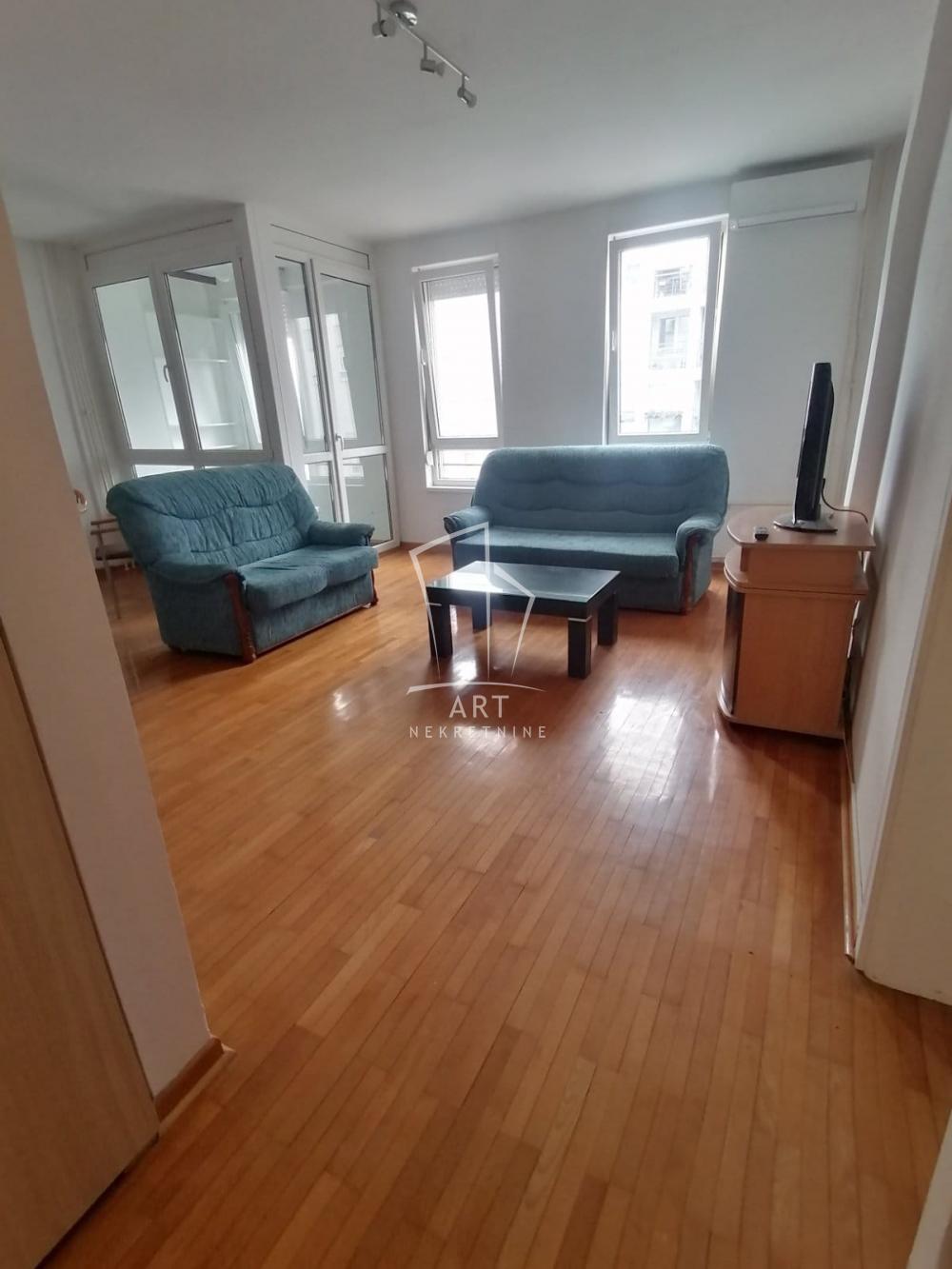 Slika 3 - Mileve Marić Ajnštajn, Dvosoban stan za izdavanje, 52m2, 600€