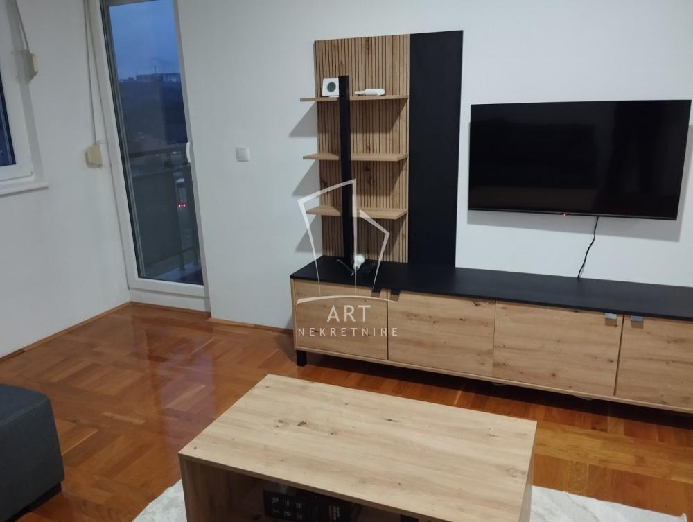 Slika 1 - Ariljačka, Trosoban stan za izdavanje, 61m2, 500€