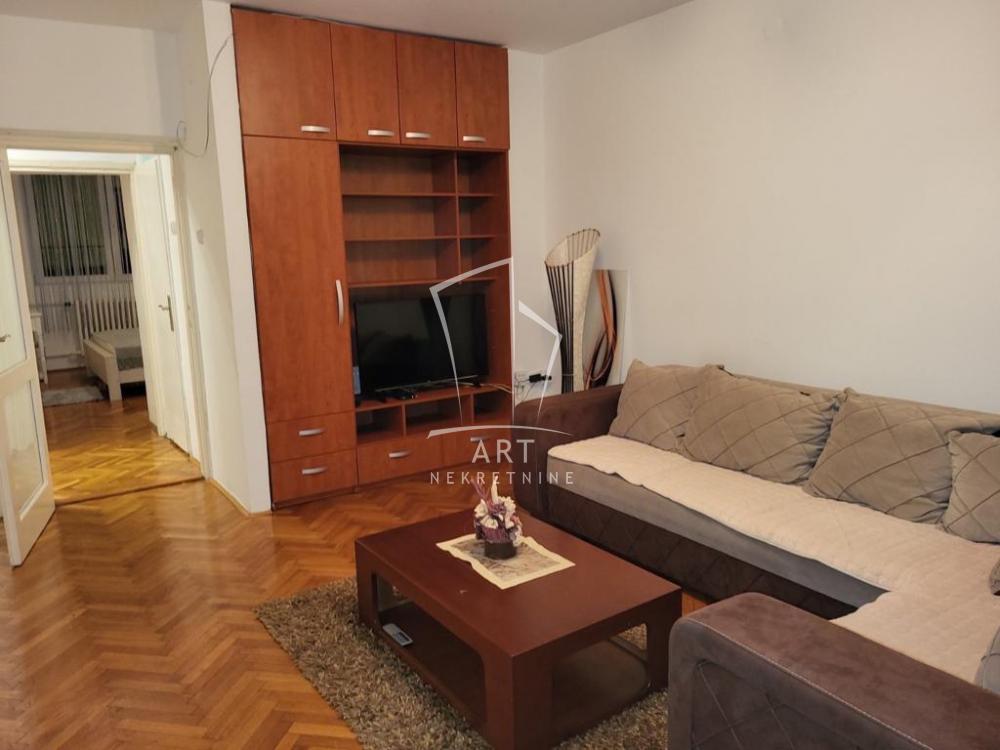 Slika 1 - Braće Jugovića, Dvosoban stan za izdavanje, 56m2, 800€