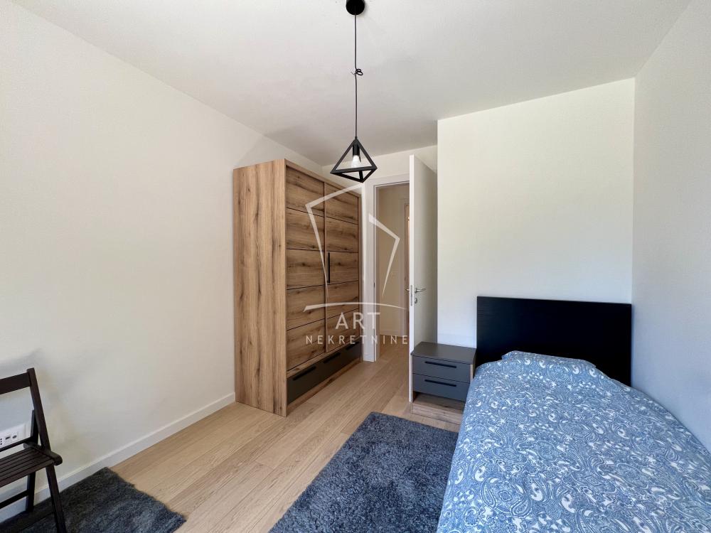 Slika 7 - Dunavska, Trosoban stan za izdavanje, 82m2, 2.000€