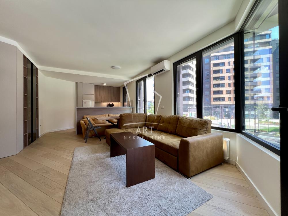 Slika 1 - Dunavska, Trosoban stan za izdavanje, 82m2, 2.000€