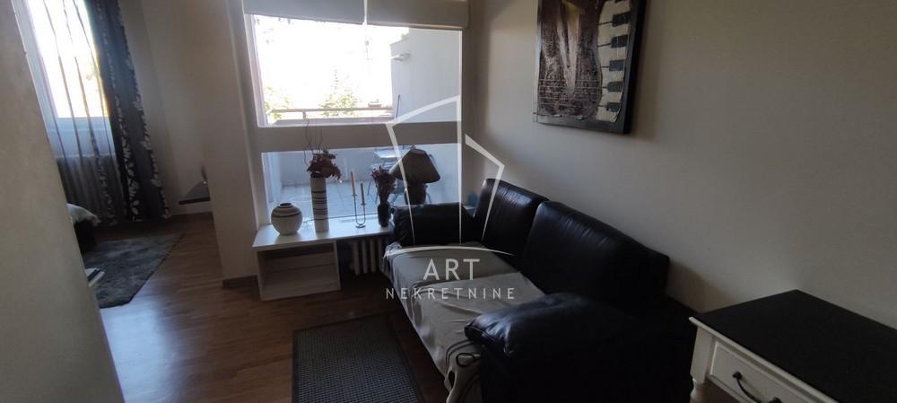 Slika 1 - Carigradska, Jednosoban stan za izdavanje, 42m2, 650€