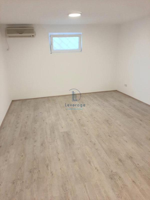 Slika 11 -  Lokal za izdavanje, 90m2, 1.000€
