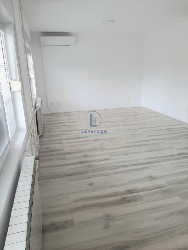 Slika 3 -  Lokal za izdavanje, 90m2, 1.000€
