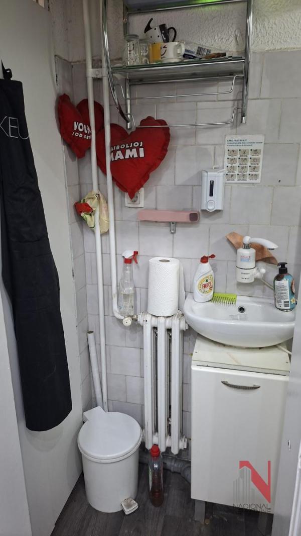 Slika 2 - ŽELEZNIČKA,  Lokal na prodaju, 14m2, 47.000€