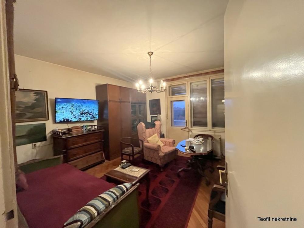 Slika 1 - Pjarona de Mondezira, Jednosoban stan na prodaju, 41m2, 215.000€