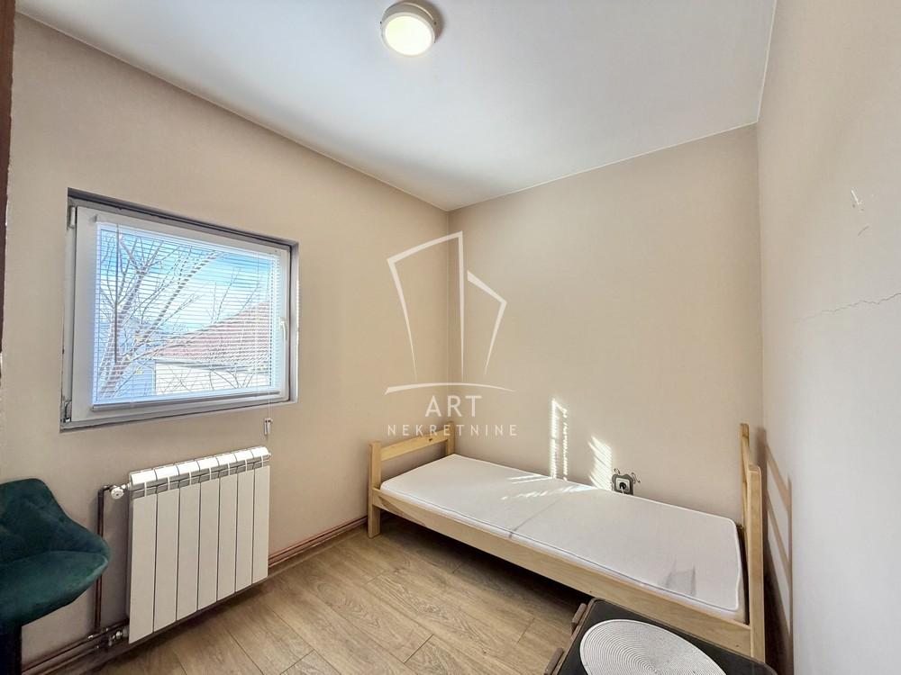 Slika 10 - Stevana Tucovića, Četvorosoban stan na prodaju, 72m2, 136.000€