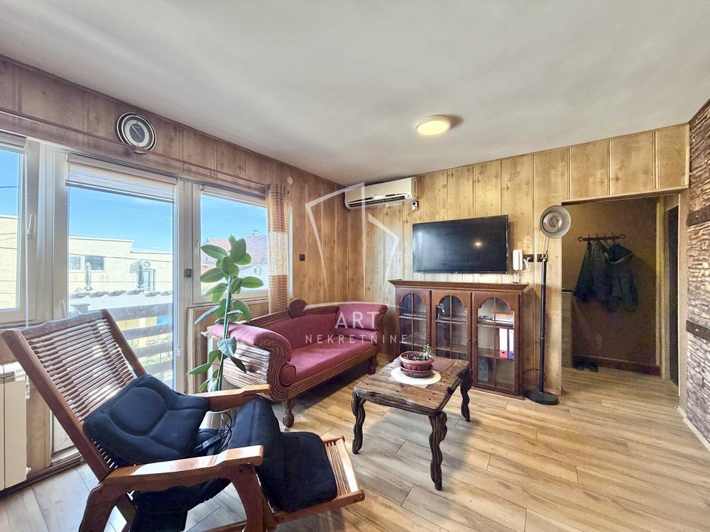 Slika 2 - Stevana Tucovića, Četvorosoban stan na prodaju, 72m2, 136.000€