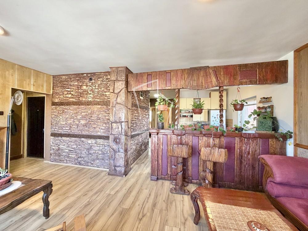 Slika 3 - Stevana Tucovića, Četvorosoban stan na prodaju, 72m2, 136.000€