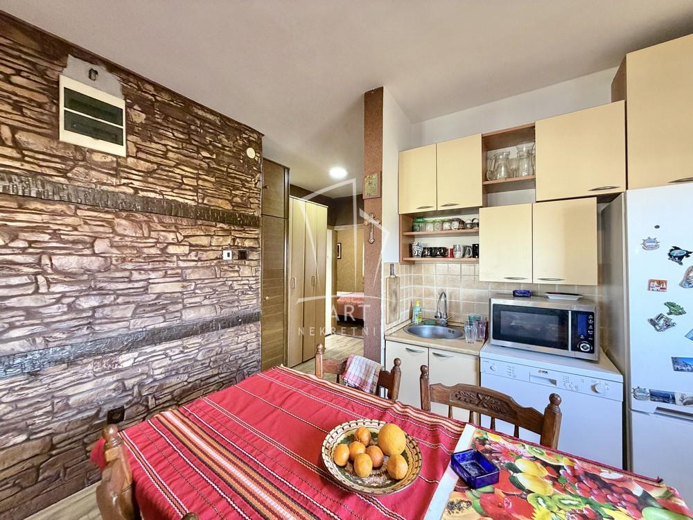 Slika 4 - Stevana Tucovića, Četvorosoban stan na prodaju, 72m2, 136.000€