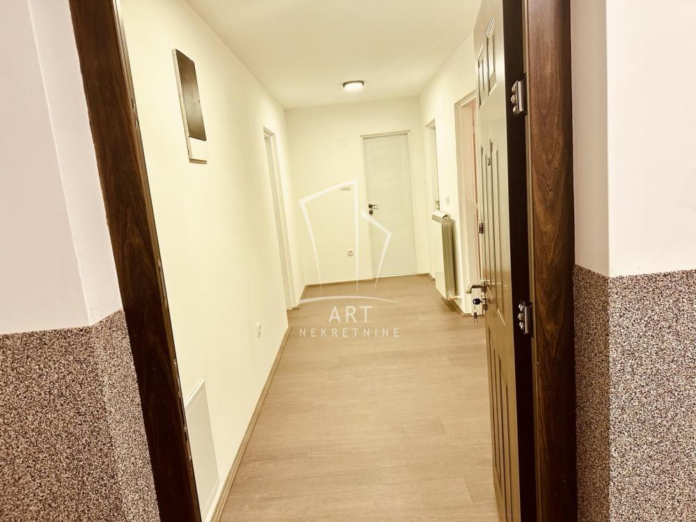 Slika 2 - Hercegovačka, Trosoban stan za izdavanje, 66m2, 400€