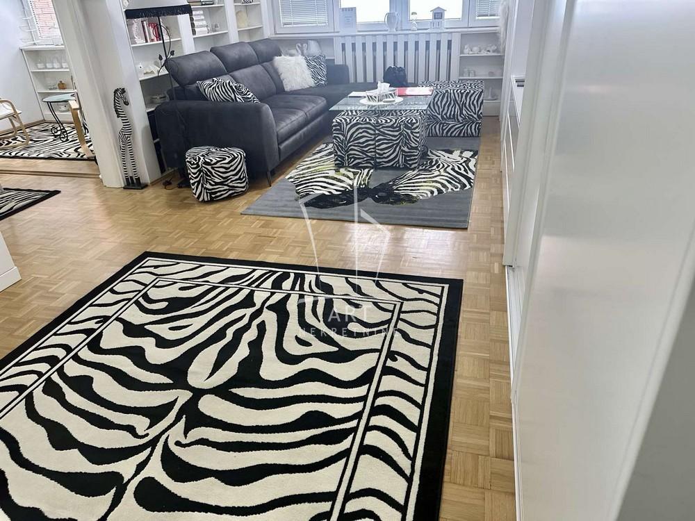 Slika 1 - Patrijarha Joanikija, Trosoban stan za izdavanje, 91m2, 850€