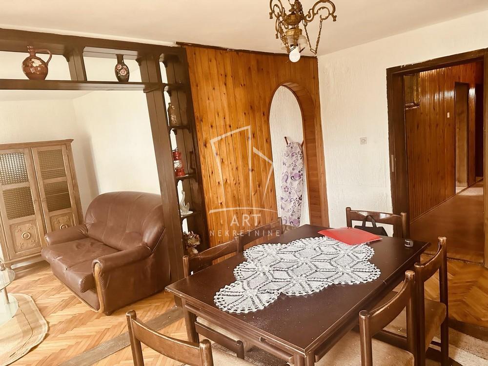 Glavna slika -Đure Stojkovića, Kuća za izdavanje, 92m2, 790€